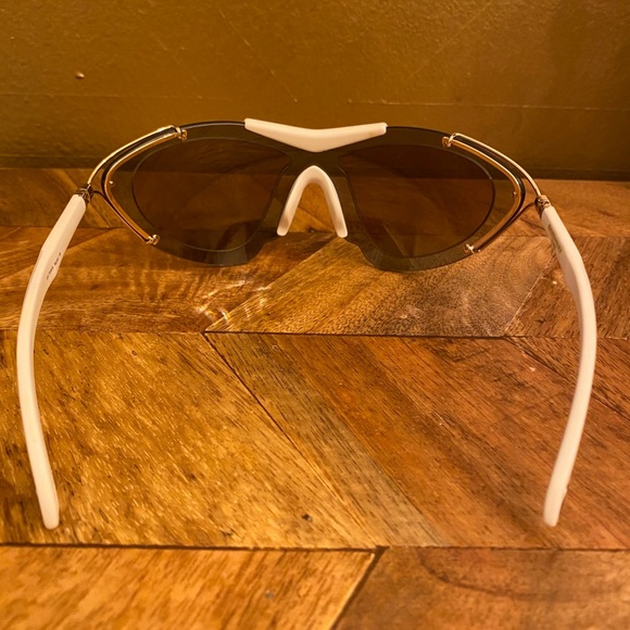 Givenchy GV 7013/S sunglasses - Picture 5 of 10